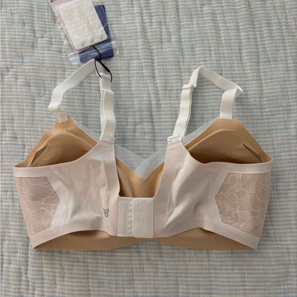 Honeylove White Wireless Bra - Picture 7 of 9